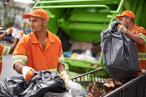Best Construction Debris Removal  in Oblong, IL